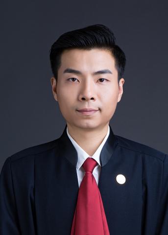 翟天光 律师